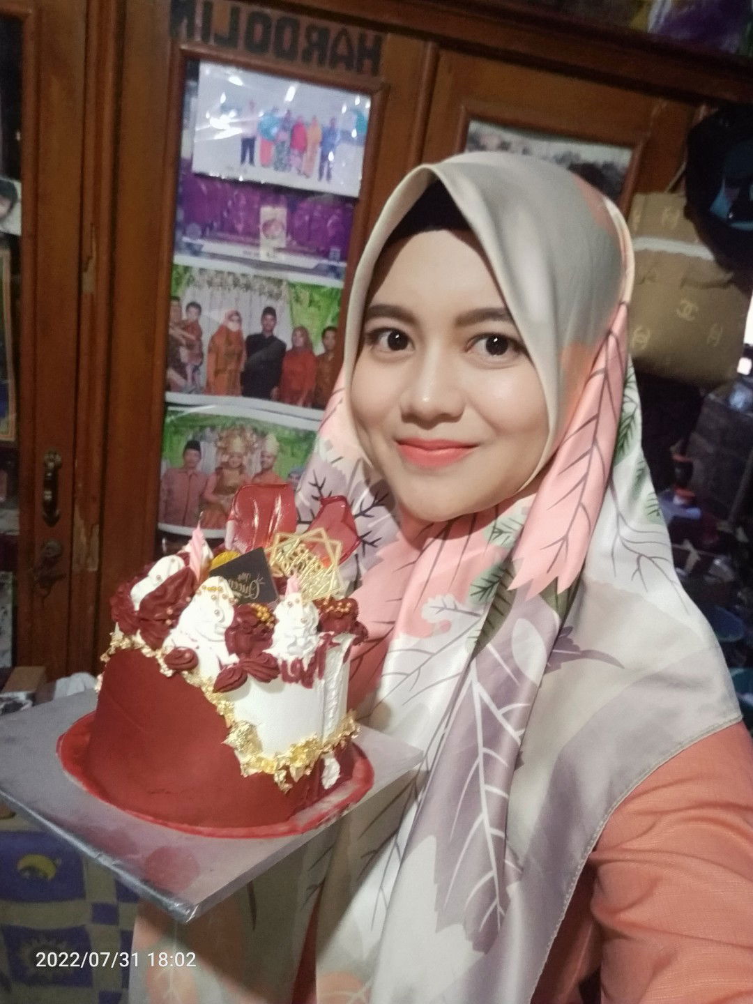 Risa Mawarni profile icon