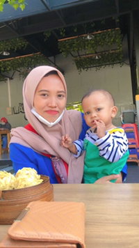 novita sari profile icon