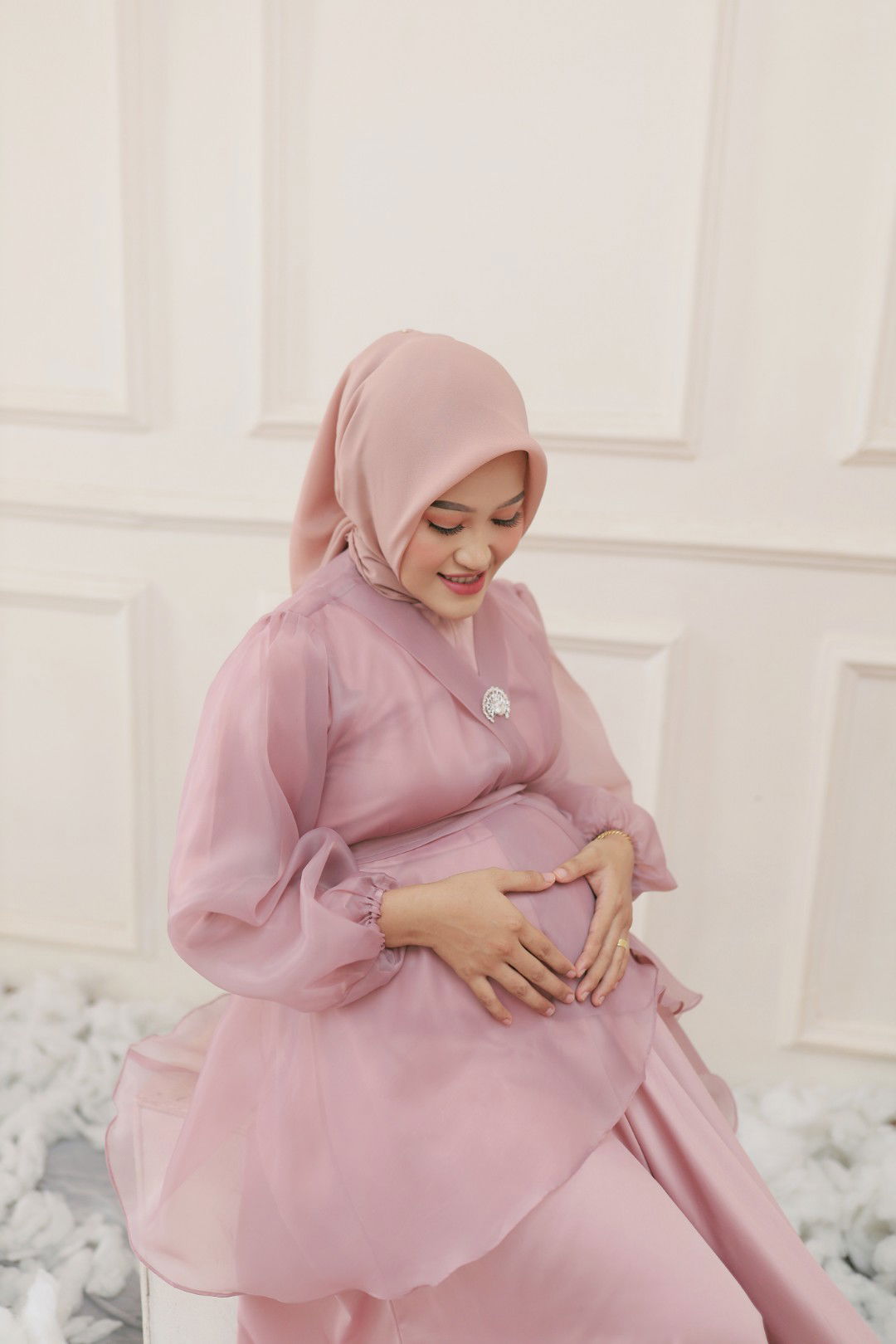 R I R I profile icon