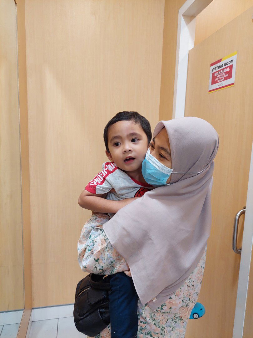 Risa Rosmita profile icon