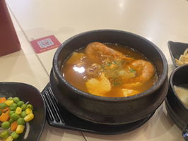 Mimi Husna profile icon