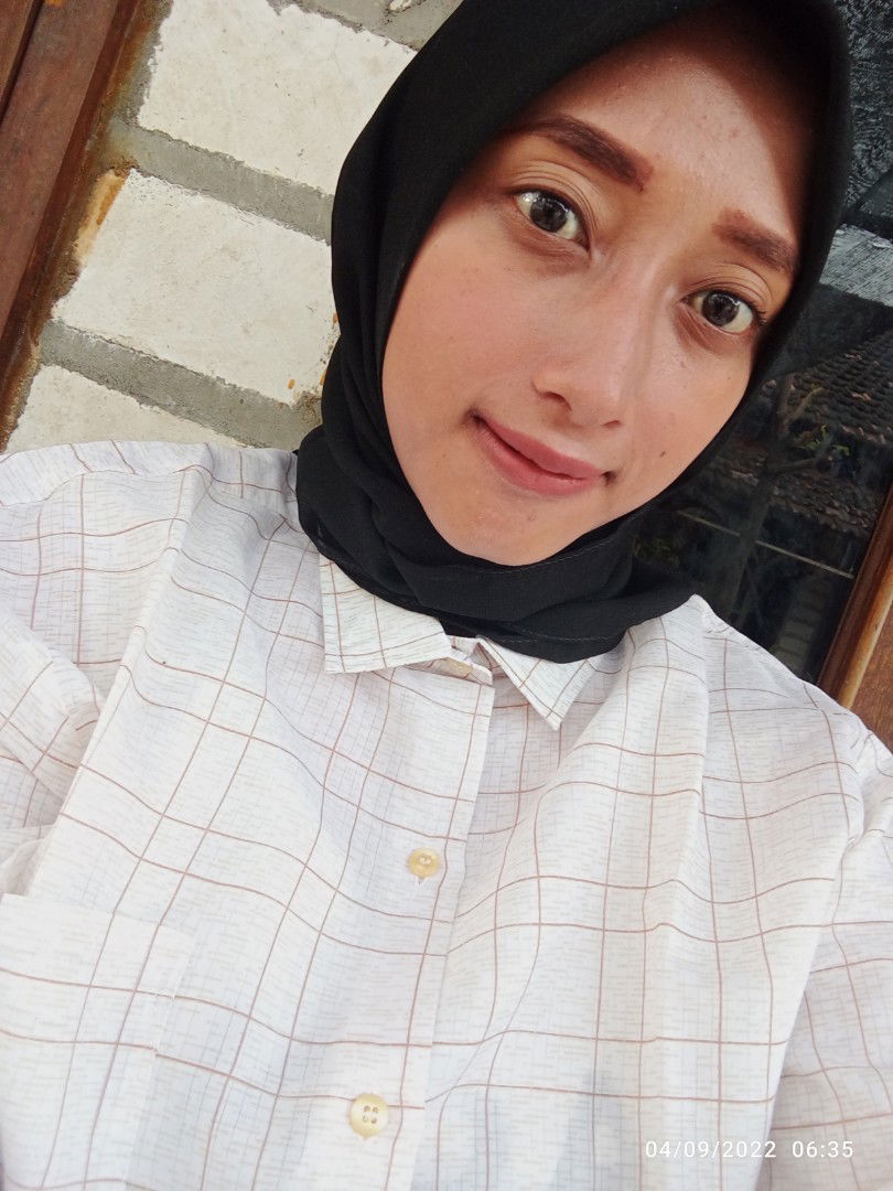 INDAH WAHYUNINGRUM profile icon