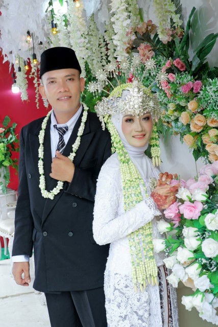 Sutirah profile icon