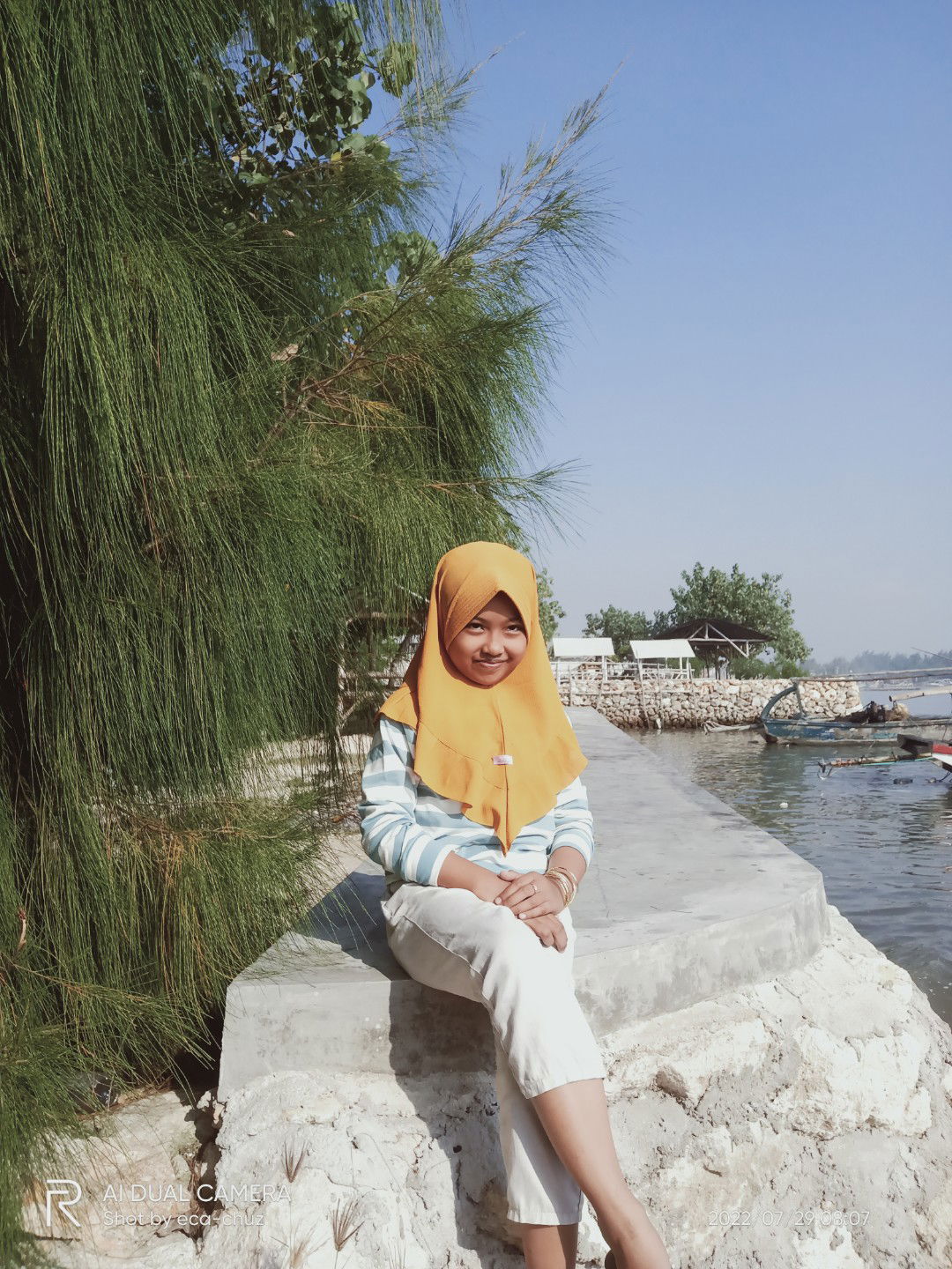 eka fitriyah khusmanto profile icon