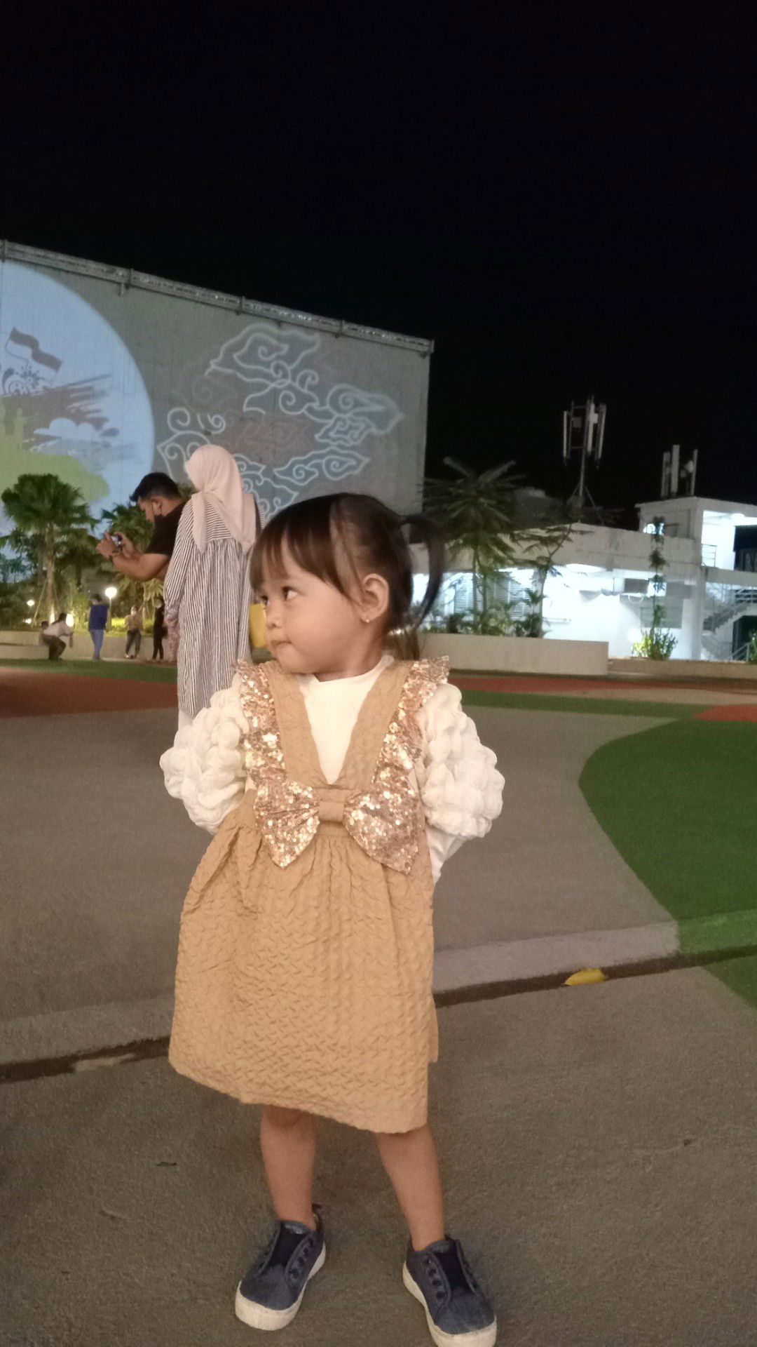 Sari Astuti profile icon