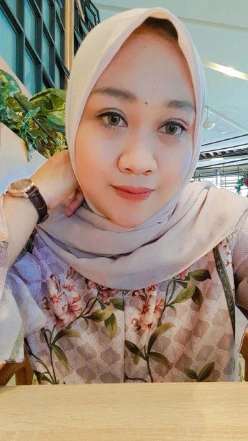 Eka Oktarina profile icon