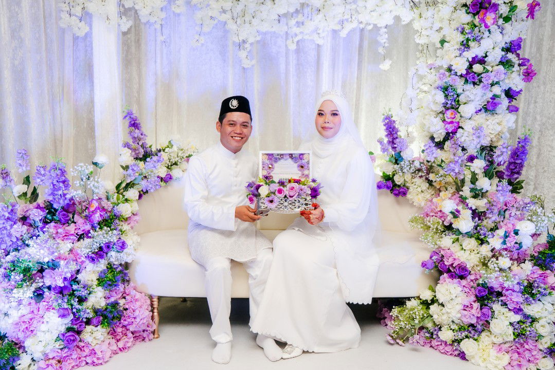 Dg Normaswanna Tawasil profile icon