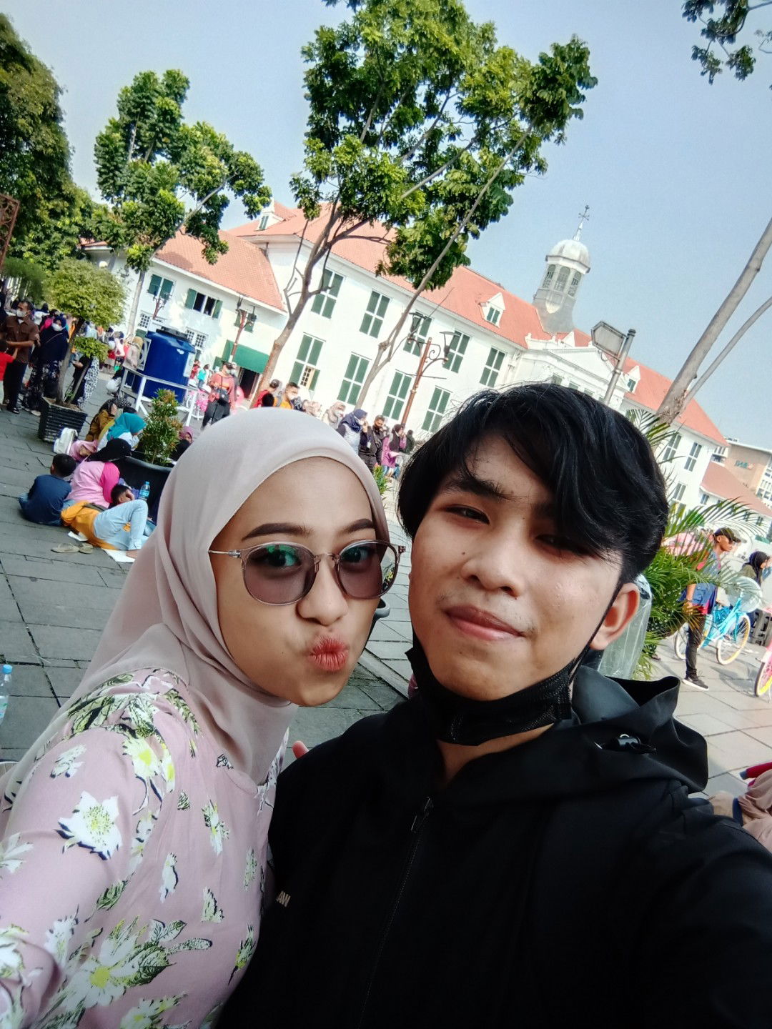 melanur profile icon