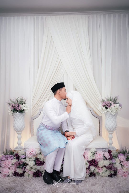 Fee Rosli profile icon