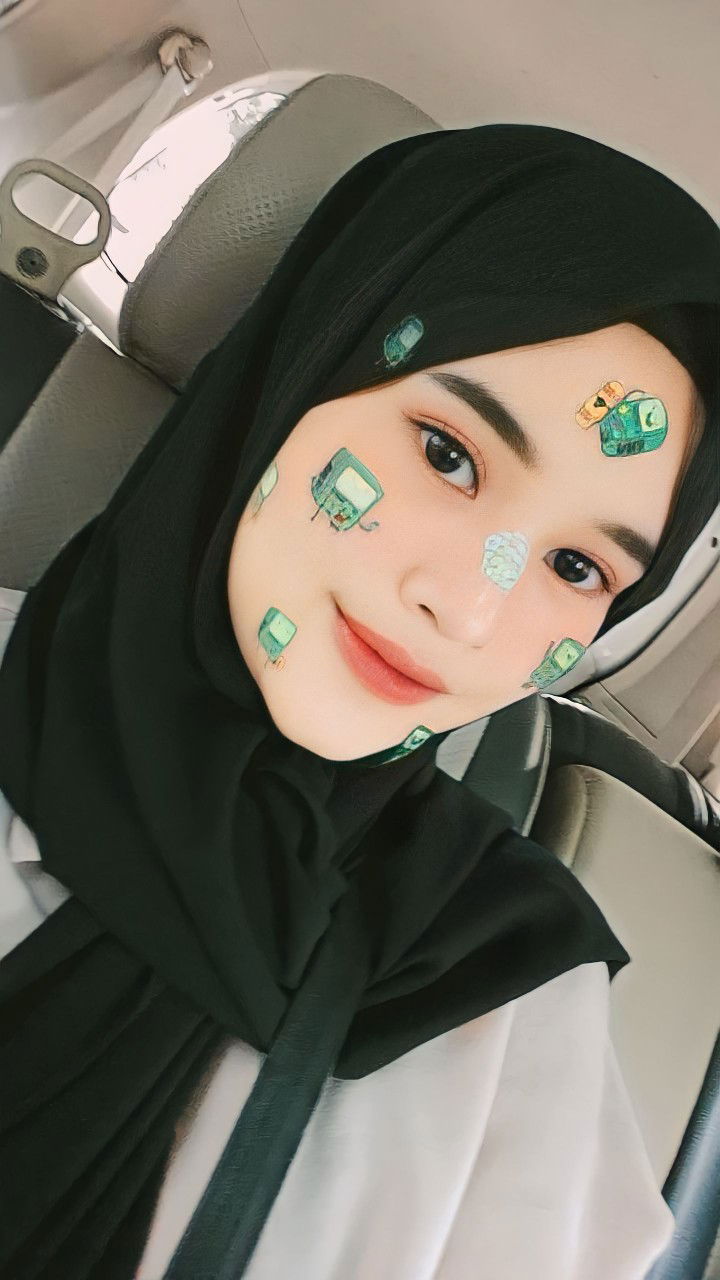 della amelia profile icon