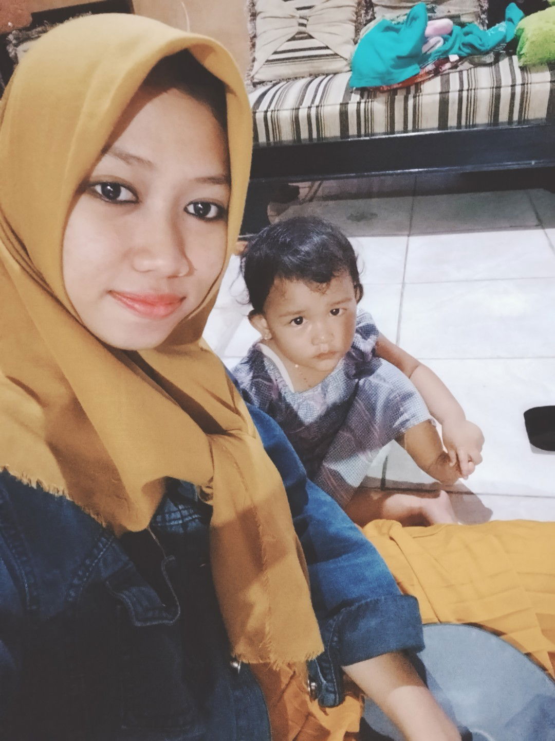 Novianik binti aisyah profile icon