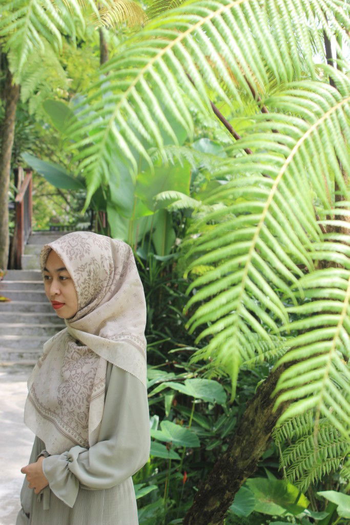 Putri Indah Lestari profile icon