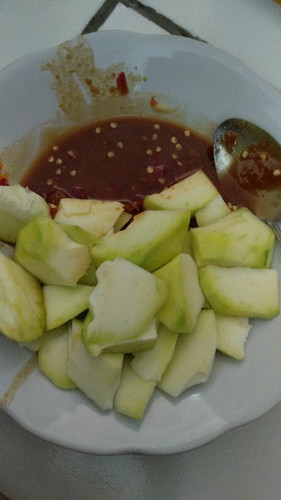 Rujak mangga muda