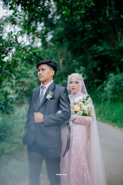 Indi Agustina profile icon