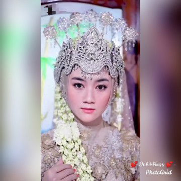 Larassati011 profile icon