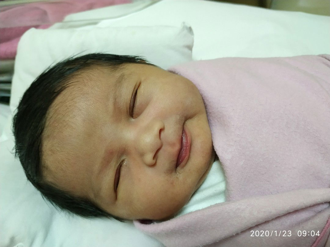 banyak yang bilang aku ganteng, seputar kelahiranku