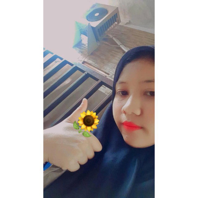 Eva Avrily profile icon