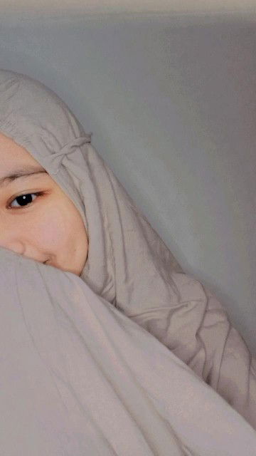 Uswatun Hasanahh profile icon