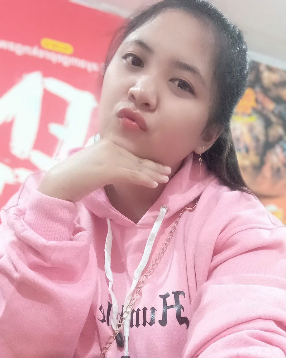 Dwi yuniarti profile icon