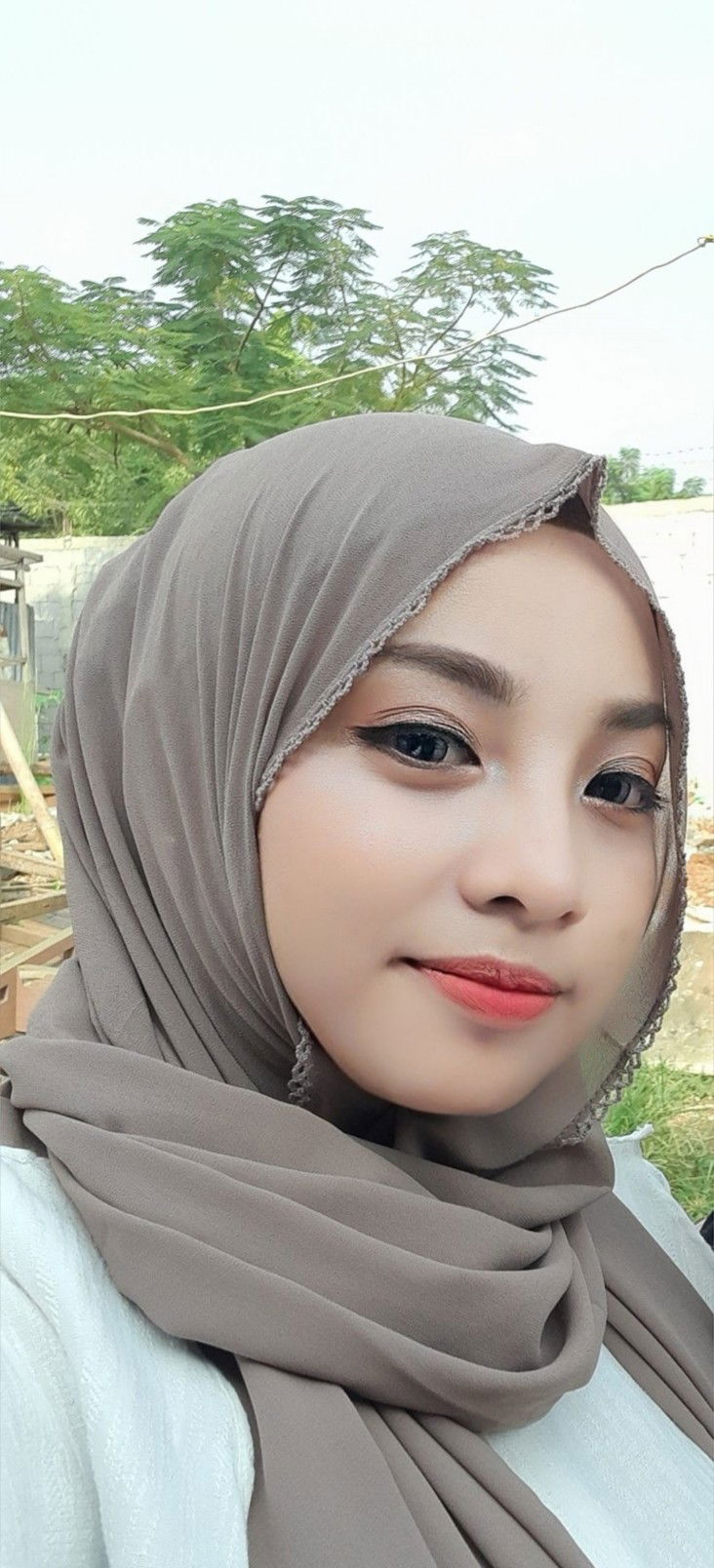 meli apriyani profile icon