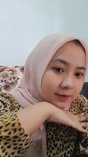 sylviaanggraini profile icon