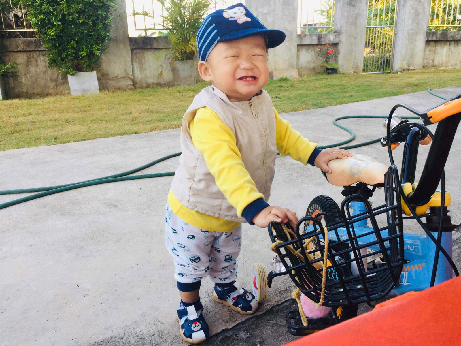 May Waritsara profile icon