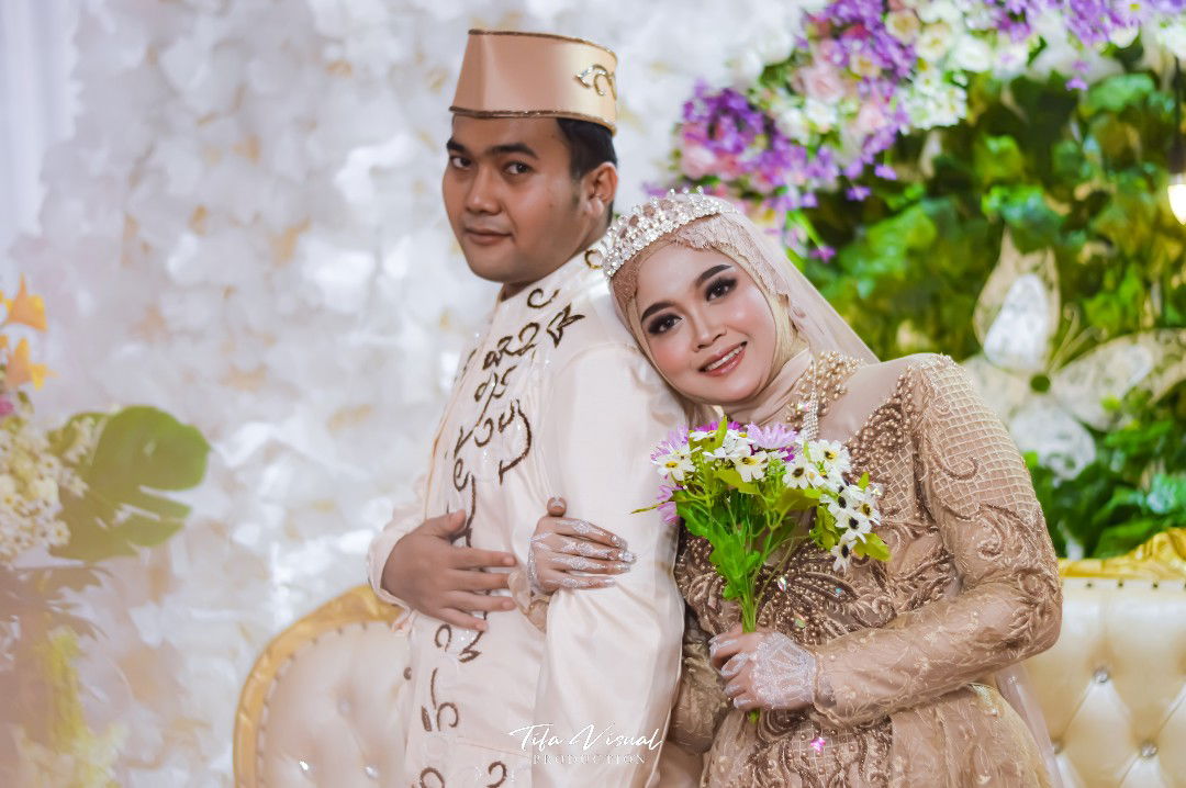 Ria Oktaviani profile icon