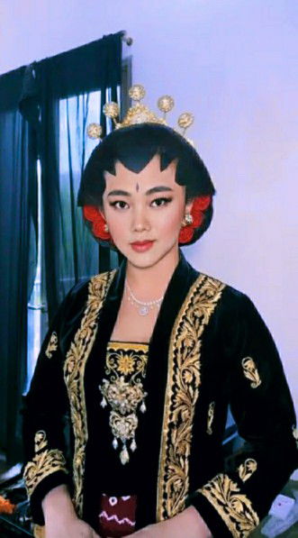 Fika Dhurotun Nafiah profile icon