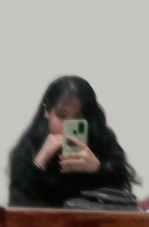 Fitri Dayanti profile icon