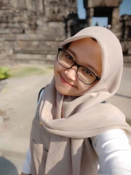 Savira Qonita profile icon