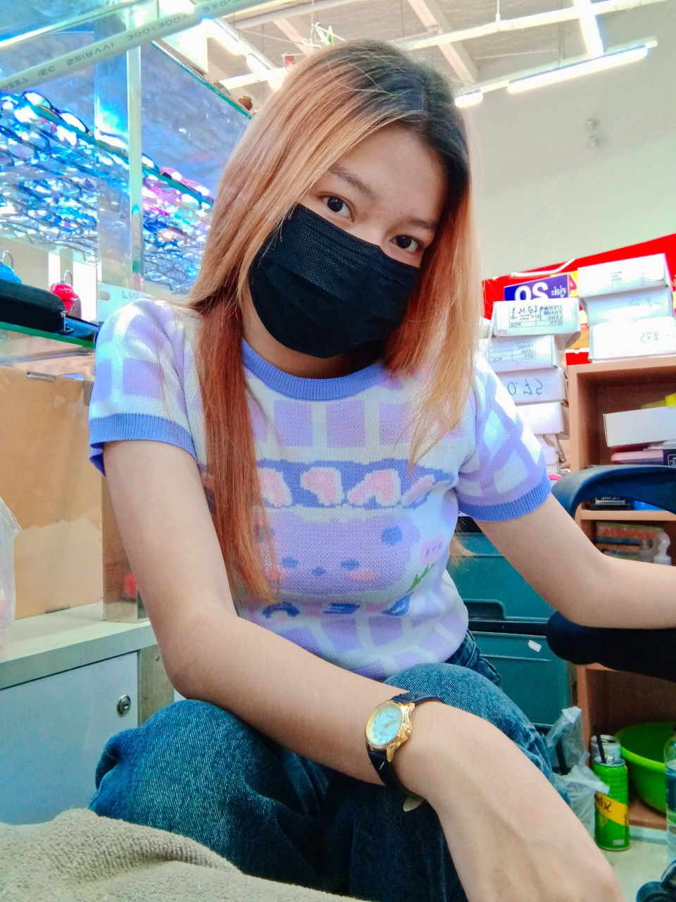 sineenat profile icon