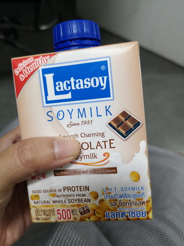 ทานนม
