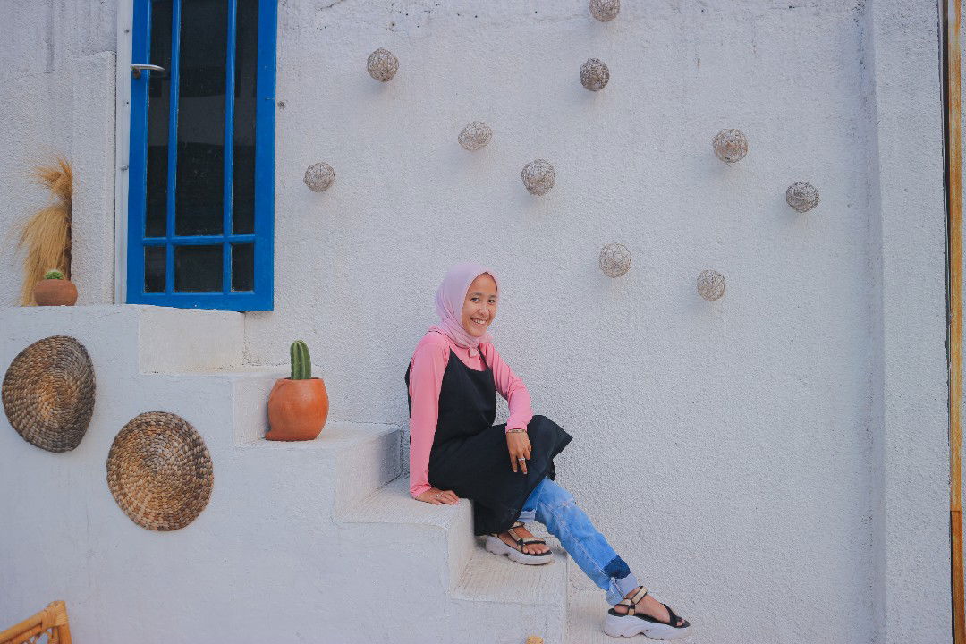 Desty Widya profile icon