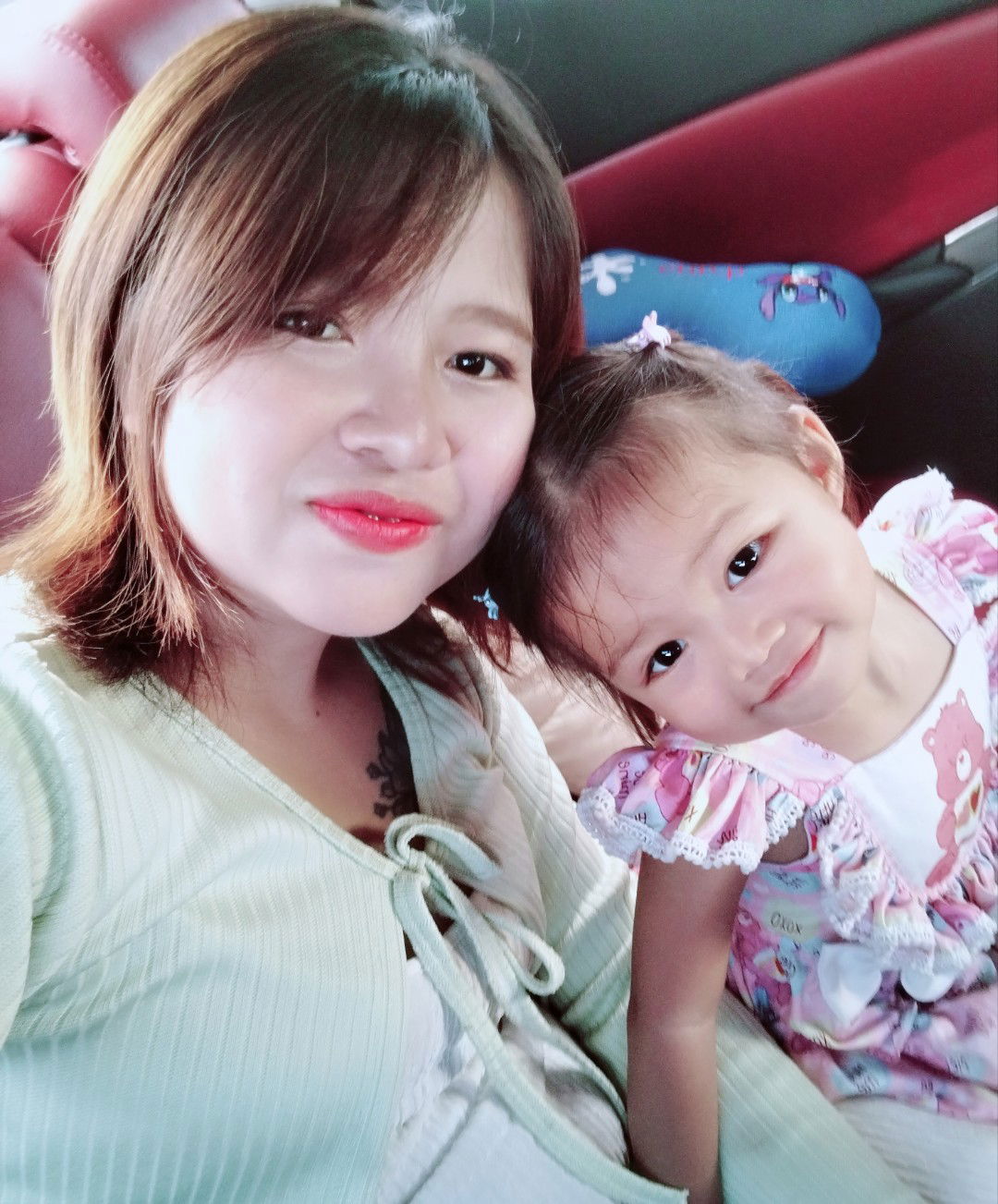 A Meili Chonnikan profile icon