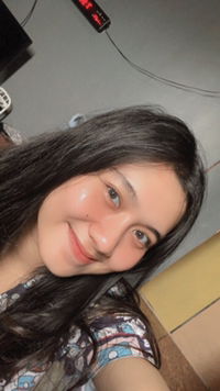 Nana Trisa profile icon