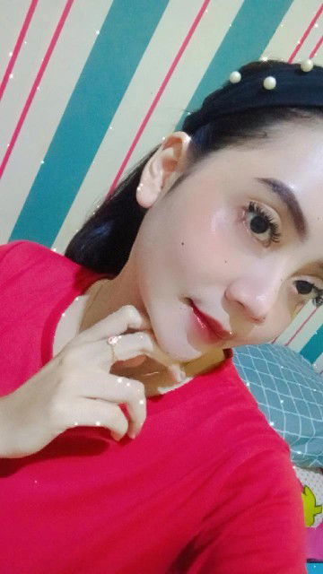 eyelash amelia profile icon