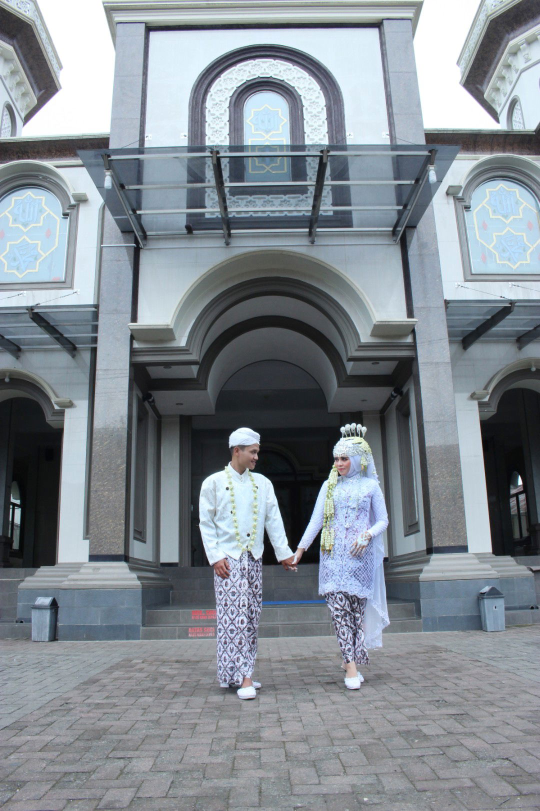 Hesti kurnia dewi profile icon