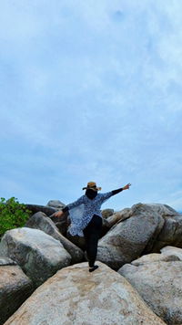 Nadea Ayub profile icon