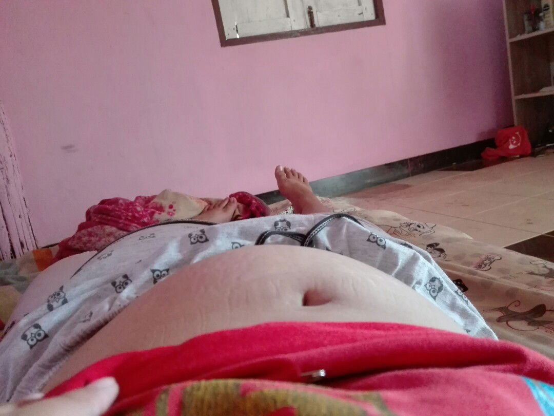 หมอนัดห่าง3เดือนคะ  ตอนนี้19วีค  ท้องยังไม่ออกเรยคะ