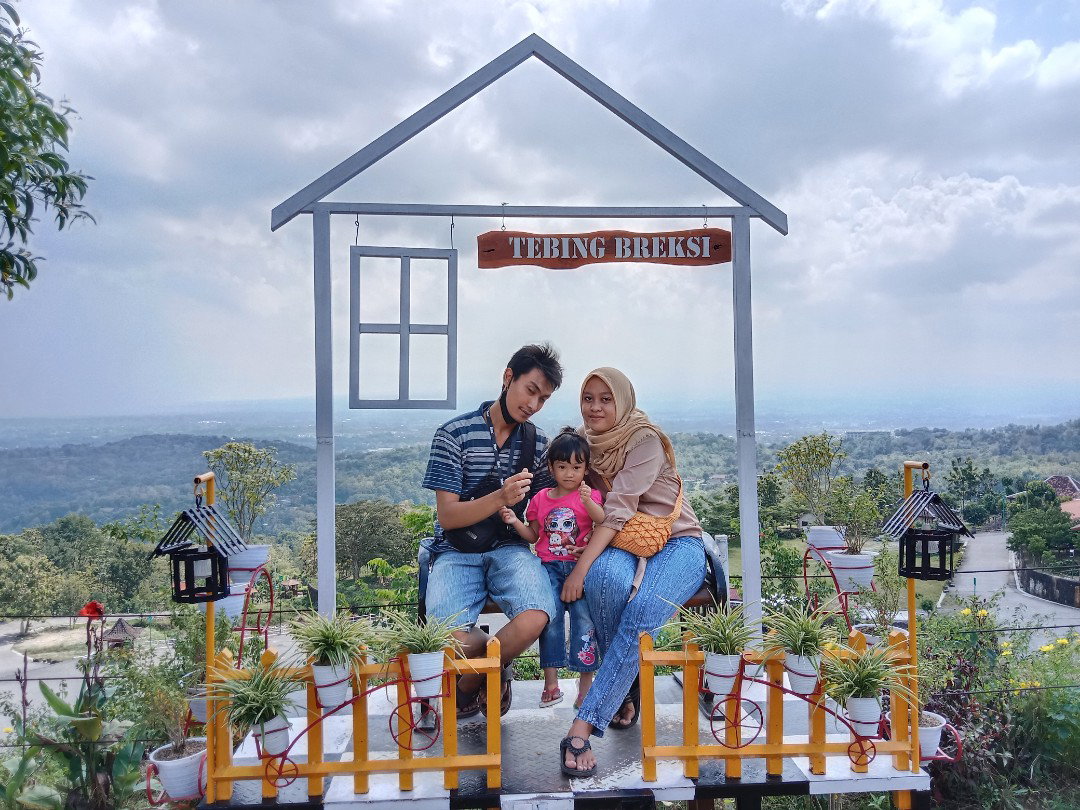 Hasna Amalia profile icon