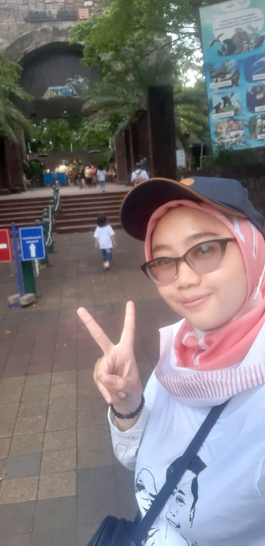 siti hening puspitasari profile icon