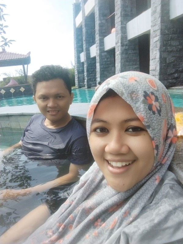 Rif'atul Fatati profile icon