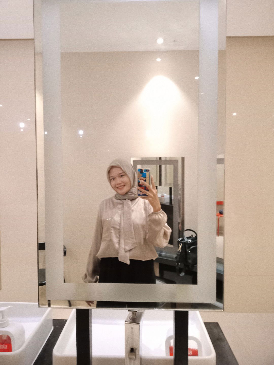 Nur Sya'bandiah profile icon