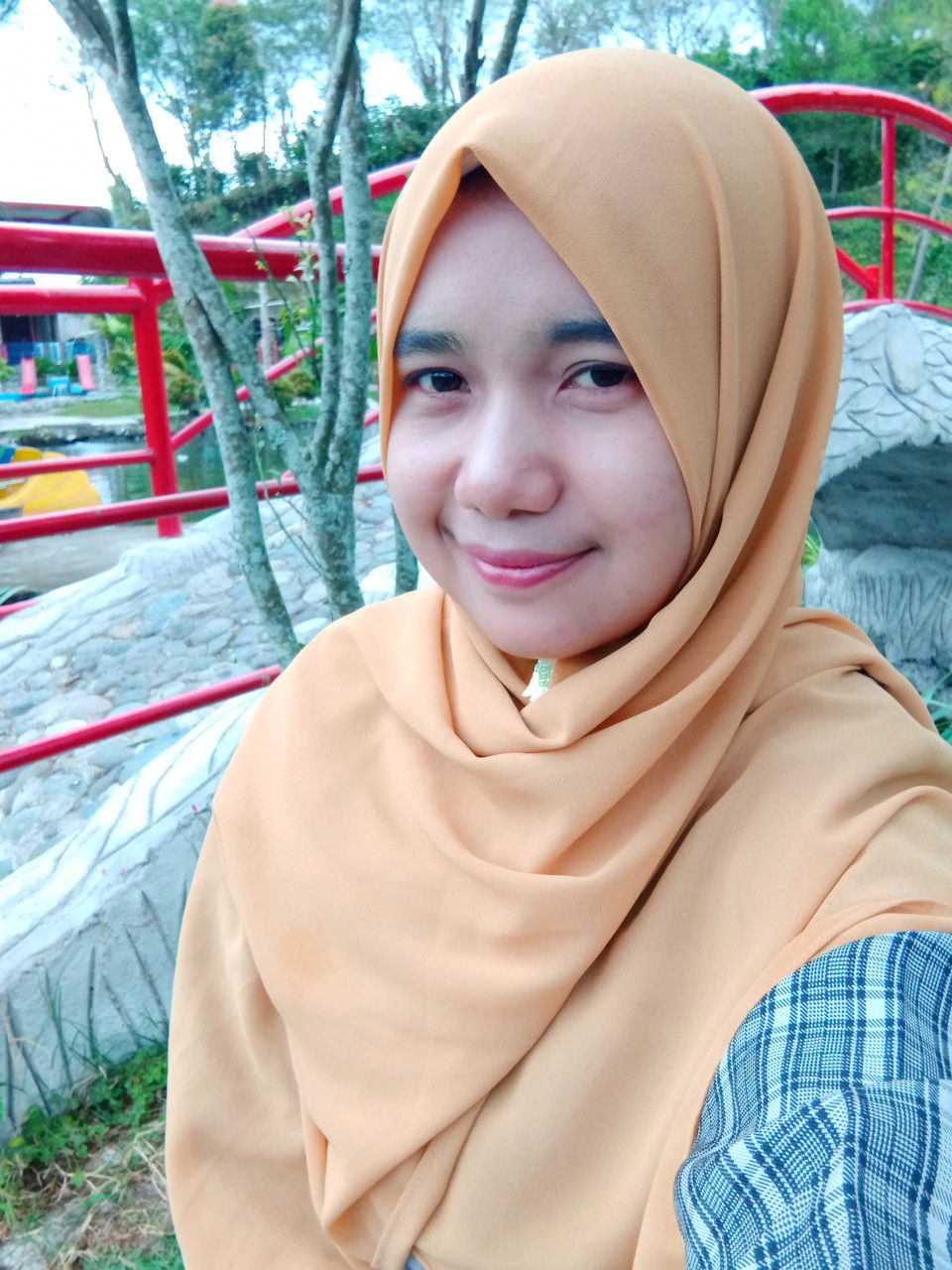 anisa fitri profile icon