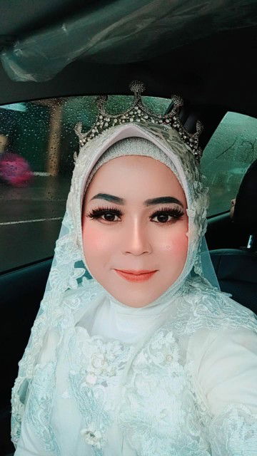 nurul fitri profile icon