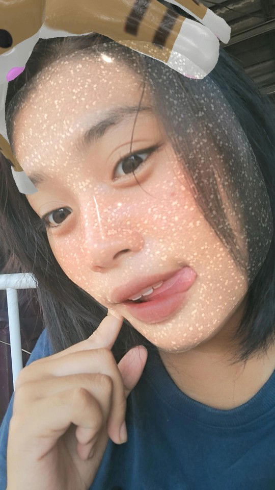 ด.ญ ควีน อยากเป็นสก๊อย profile icon