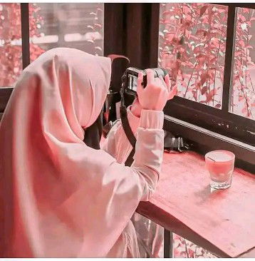 Rifa Syurfa Rumahaena profile icon