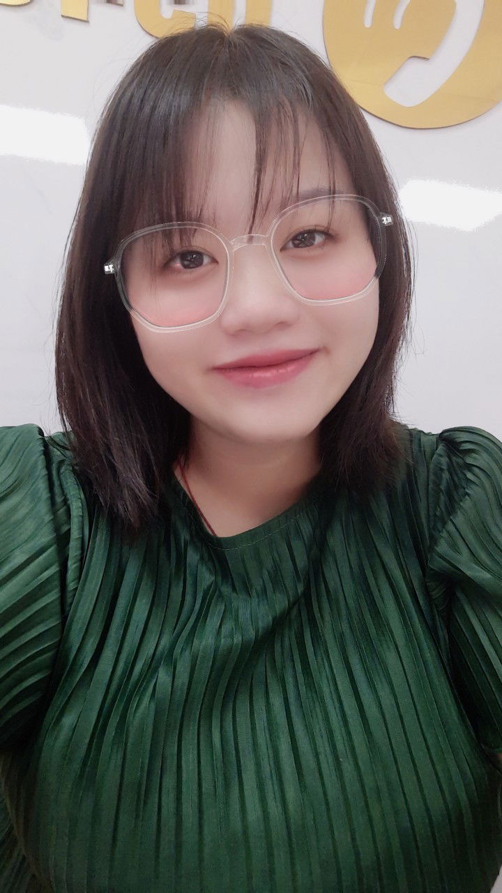 Minh Thúy profile icon