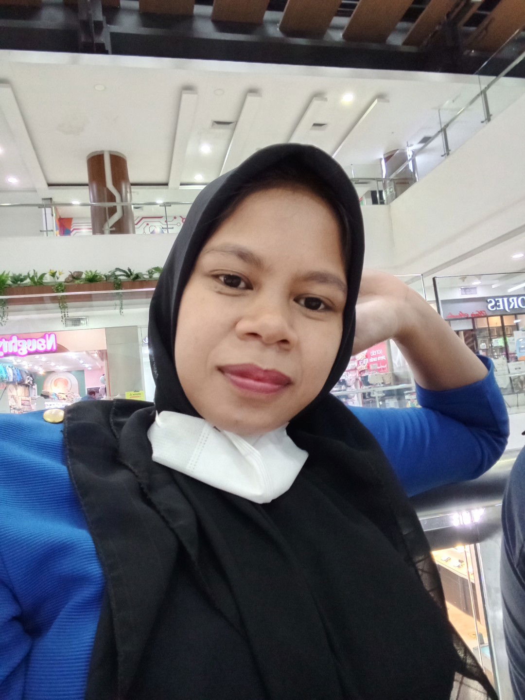 Rini Masruroh profile icon