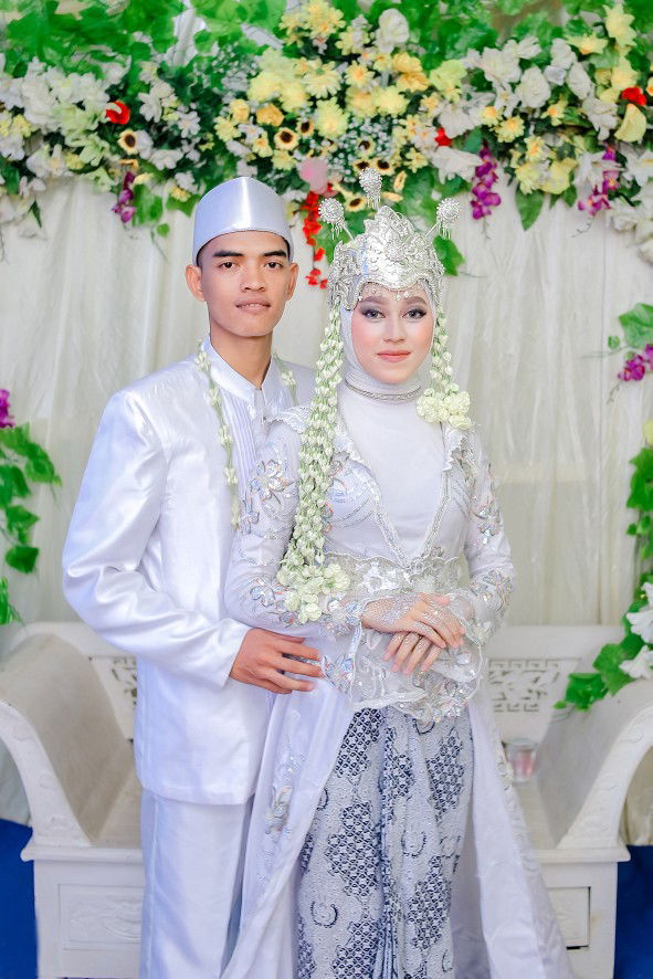 Fina Nuraini profile icon